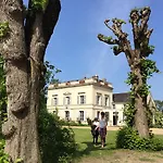 Les Longchamps * Neuillé