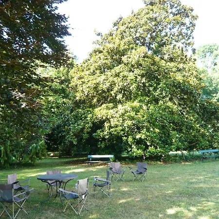 Les Longchamps Neuillé