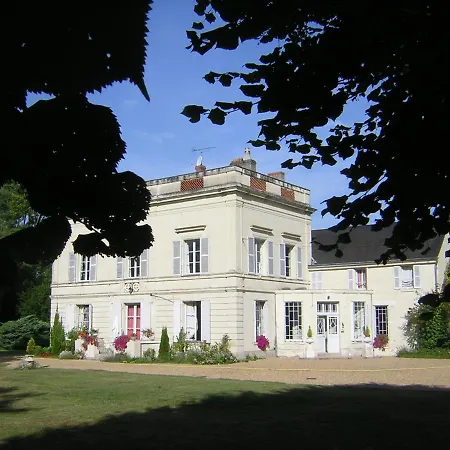 Les Longchamps Bed & Breakfast
