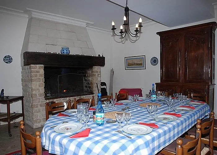 Les Longchamps Neuillé