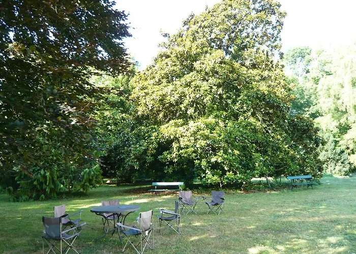 Les Longchamps Neuillé